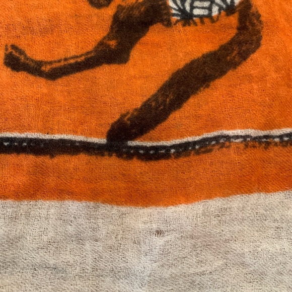 Friendly Hunting 100% Cashmere Scarf Wrap Shawl Orange Horse Guard 4' by 7' - Picture 4 of 8